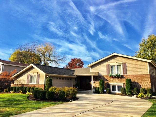 3002 N Windsor Dr., Arlington Heights, IL 60004