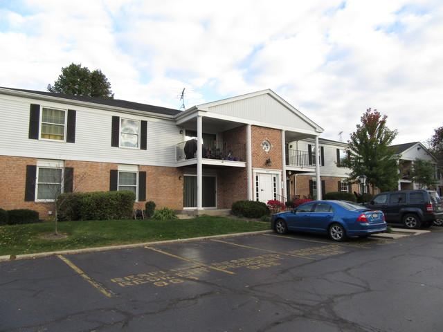 965 Golf Course Rd. #1, Crystal Lake, IL 60014