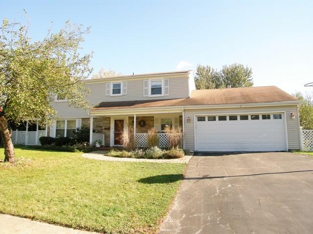 135 Idlestone Ln., Schaumburg, IL 60194