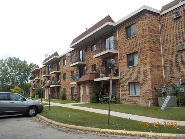 972 N Rohlwing Rd. #201B, Addison, IL 60101