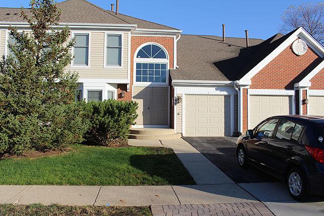 239 University Ln. #C, Elk Grove Village, IL 60007