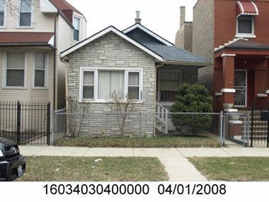 4218 W Thomas St., Chicago, IL 60651