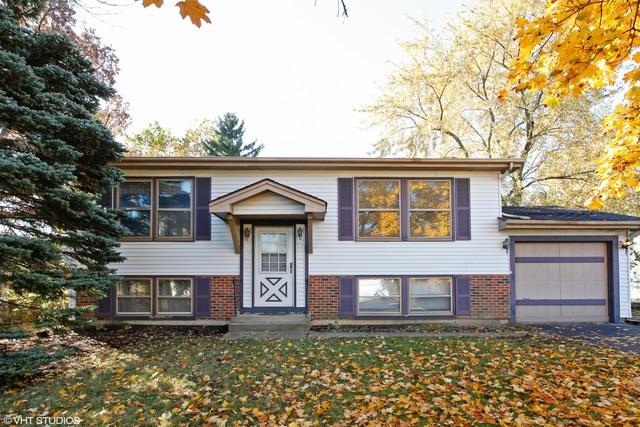 227 Lee Ln., Bolingbrook, IL 60440