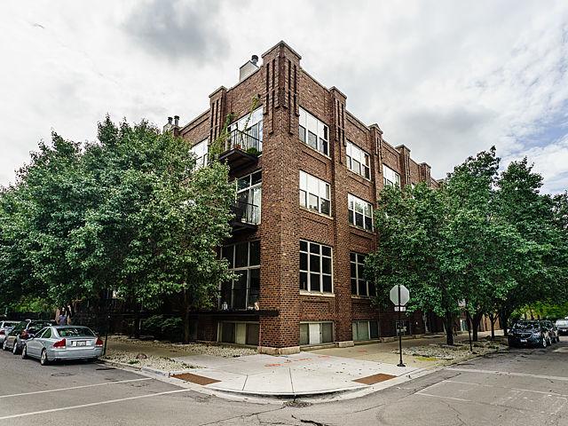 2201 W Wabansia Ave. #11, Chicago, IL 60647