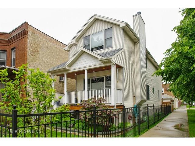 3658 N Sacramento Ave., Chicago, IL 60618