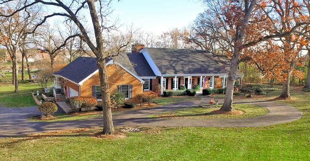 6S441 Shagbark Ln., Aurora, IL 60506