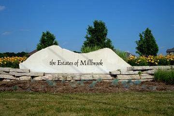 9186 Chatham Pl., Millbrook, IL 60536