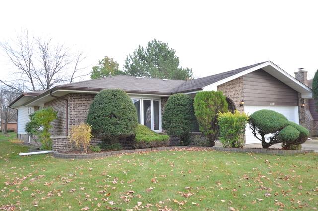 8511 Meadow Ln., Darien, IL 60561