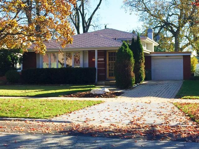 4825 W 105th St., Oak Lawn, IL 60453