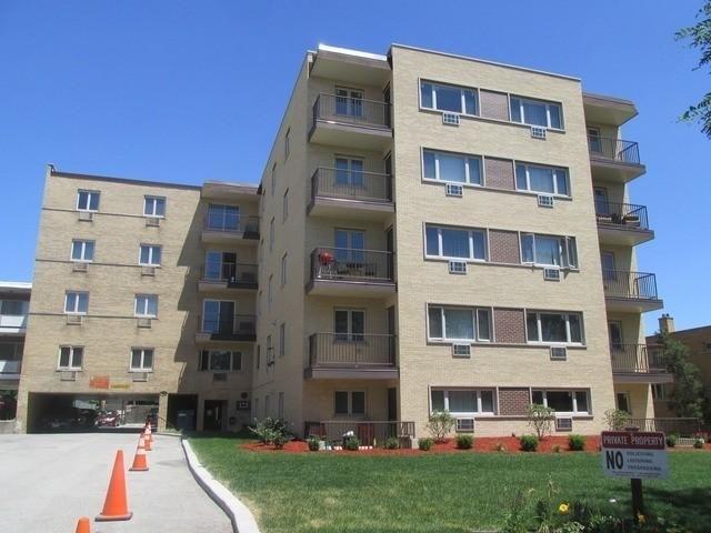 2030 W 111th St. #208, Chicago, IL 60643