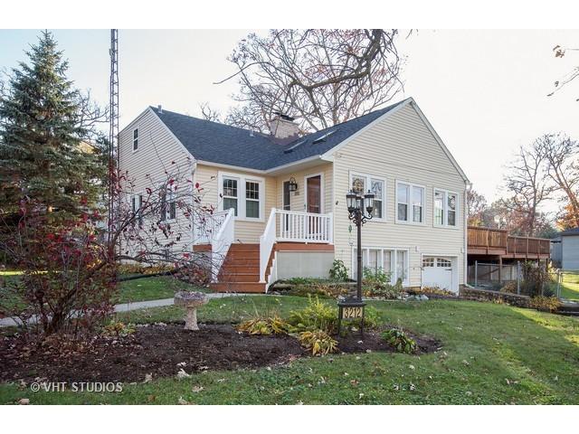 3212 E Lake Shore Dr., Wonder Lake, IL 60097