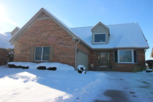 983 Plantain Ct., Crystal Lake, IL 60014