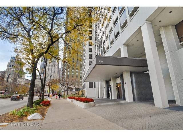 1110 N Lake Shore Dr. #32N, Chicago, IL 60611