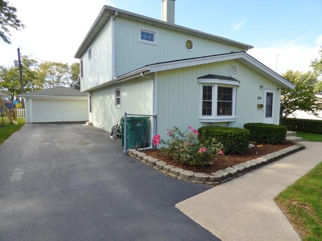 1106 Kim Pl., Lemont, IL 60439