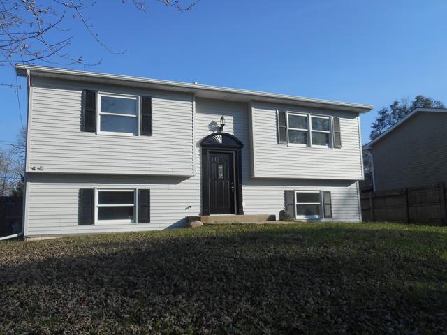 2912 Michael St., Wonder Lake, IL 60097