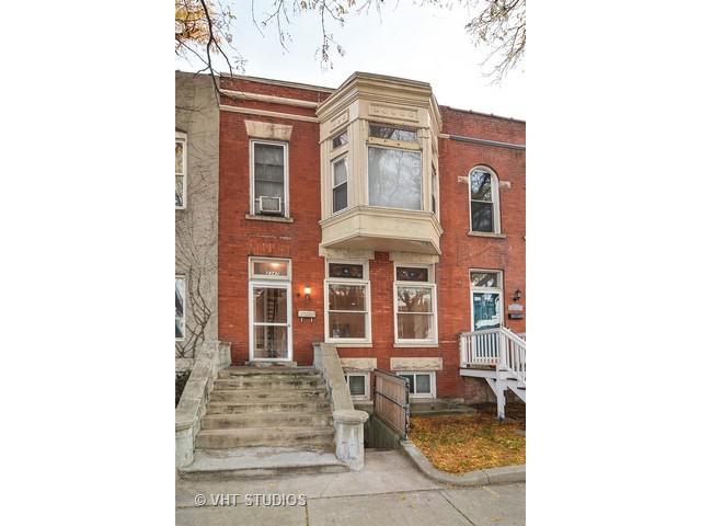 2347 W Altgeld St., Chicago, IL 60647