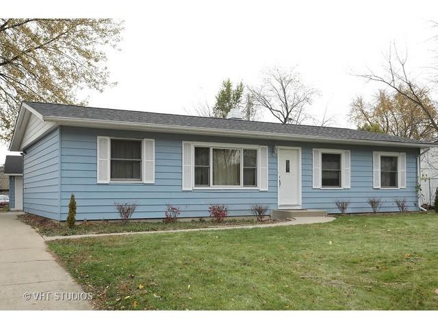 30W200 Bruce Ln., Naperville, IL 60563
