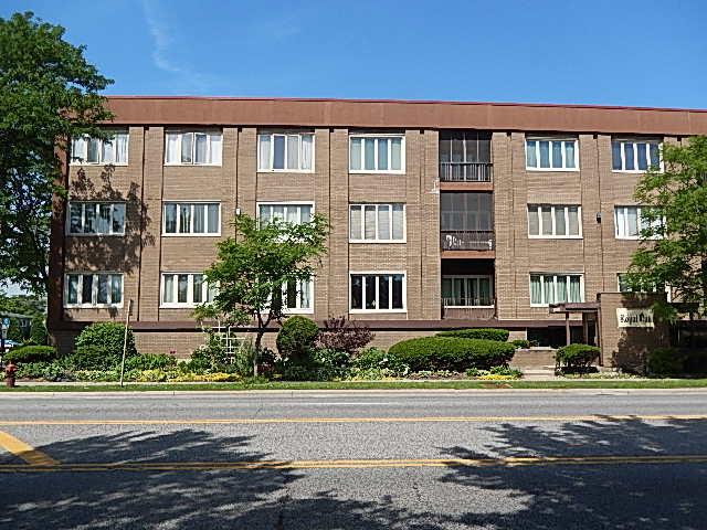 10048 S Pulaski Rd. #1C, Oak Lawn, IL 60453