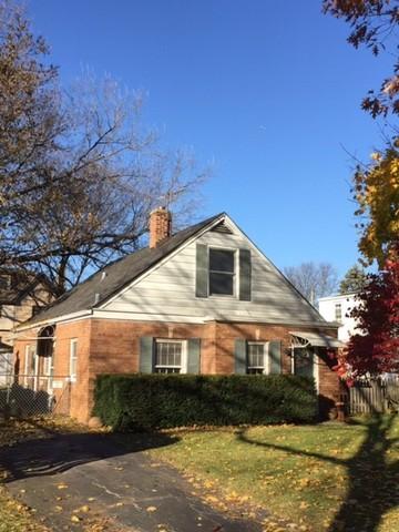 704 S 9th Ave., La Grange, IL 60525