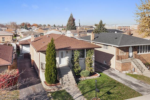306 Hoxie Ave., Calumet City, IL 60409