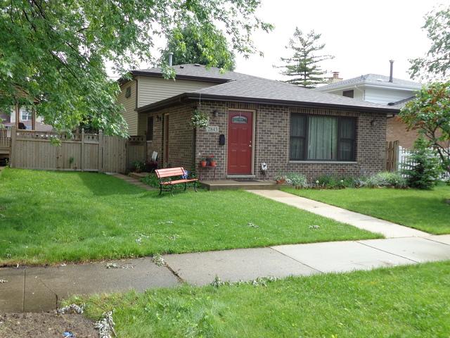 2843 W 102nd St., Evergreen Park, IL 60805