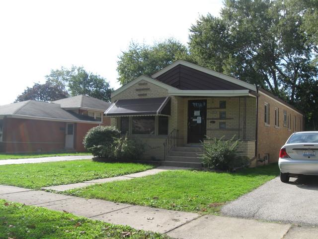 10424 S Kolin Ave., Oak Lawn, IL 60453