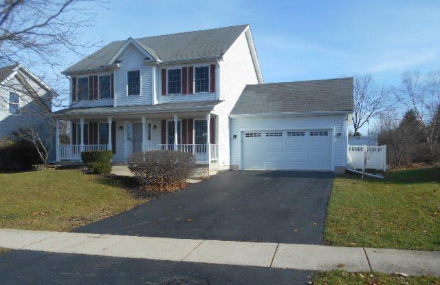 1311 Meadow Ln., North Aurora, IL 60542