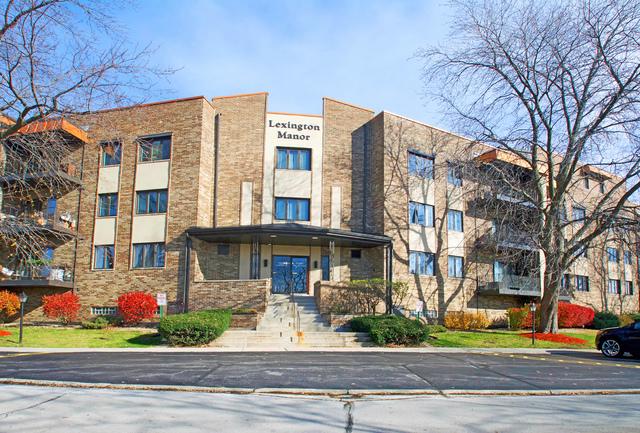 7100 W 95th St. #305, Oak Lawn, IL 60453