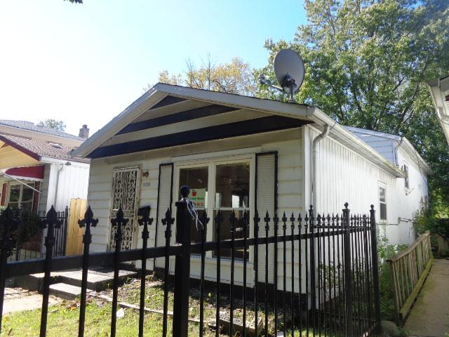 11330 S Homewood Ave., Chicago, IL 60643