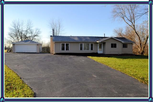 957 W Arlington Ln., Crete, IL 60417