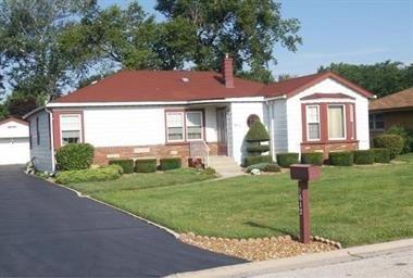 9612 Mansfield Ave., Oak Lawn, IL 60453