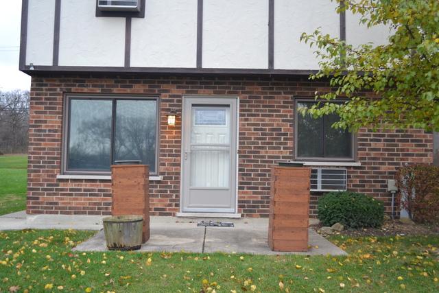 9064 Archer Ave. #F, Willow Springs, IL 60480