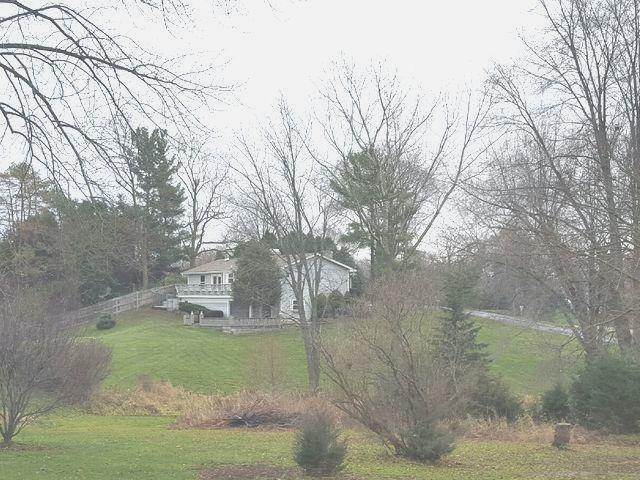 12508 S Lakeview Dr., Huntley, IL 60142
