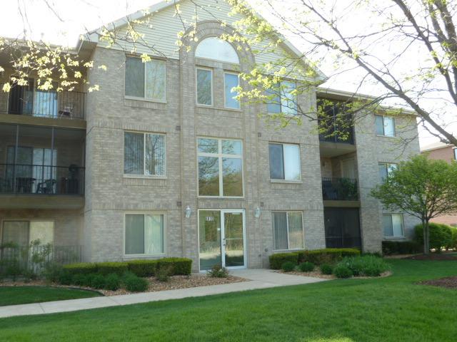 6810 Ridge Point Dr. #2C, Oak Forest, IL 60452