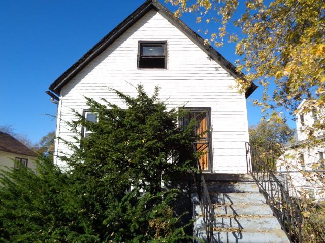 9952 S Vincennes Ave., Chicago, IL 60643
