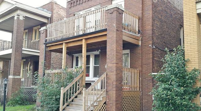 6738 S Prairie Ave., Chicago, IL 60637