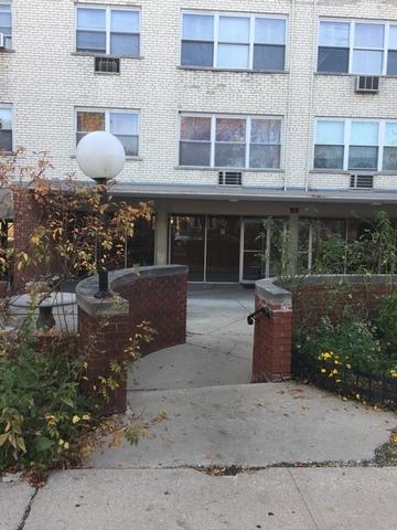 6040 N Troy St. #103, Chicago, IL 60659
