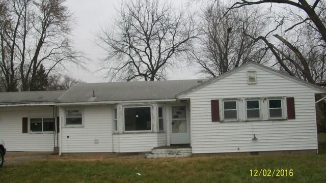 121 E Chestnut St., Piper City, IL 60959