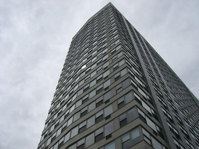 3900 N Lake Shore Dr. #3B, Chicago, IL 60613