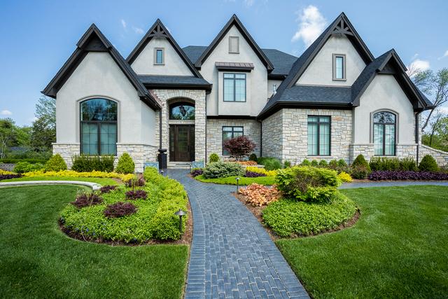250 Dartmouth Ct., Burr Ridge, IL 60527