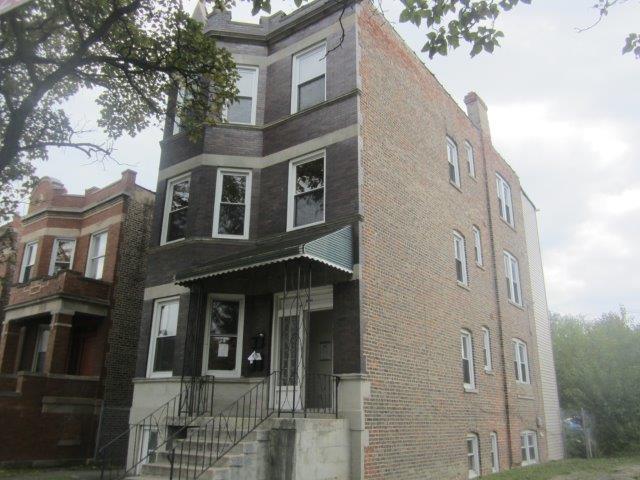 4063 W Cermak Rd., Chicago, IL 60623