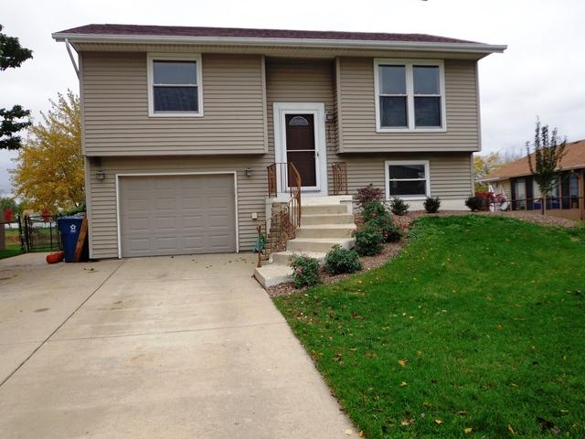 7660 Riverton Ct., Frankfort, IL 60423