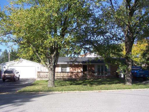 22238 Navaho Ave., Sauk Village, IL 60411