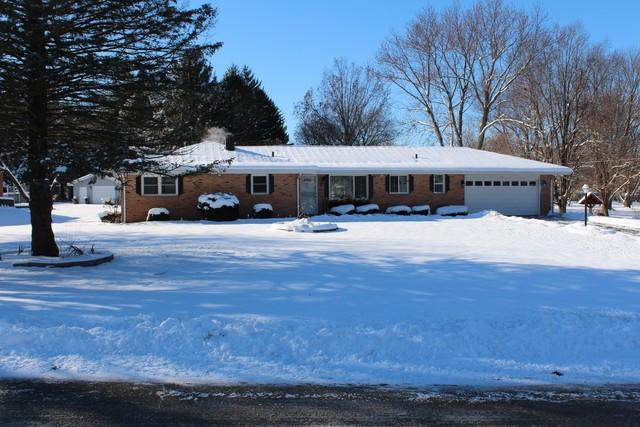 6101 Penguin Dr., Rockford, IL 61109