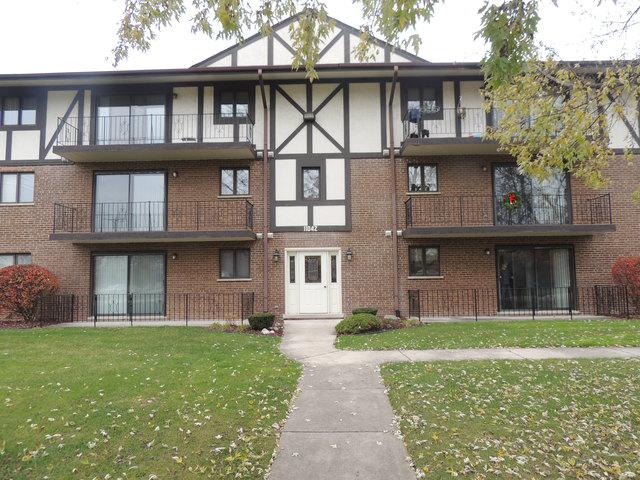 11042 S Theresa Cir. #1D, Palos Hills, IL 60465