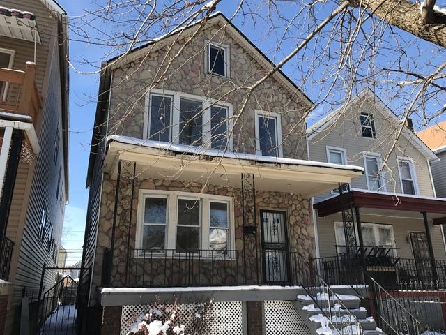 8226 S Houston Ave., Chicago, IL 60617
