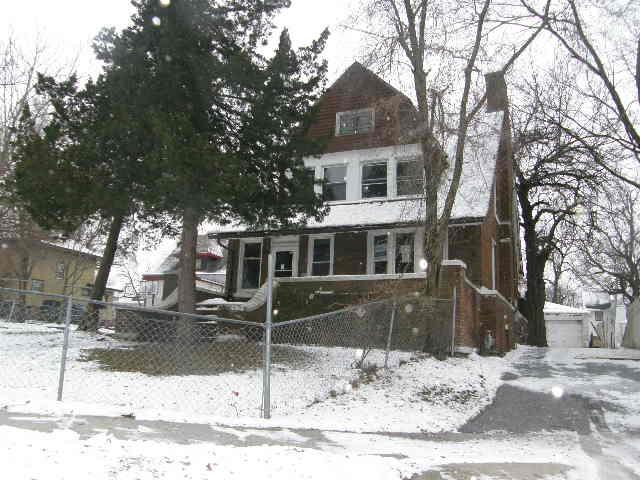 400 Winston Ave., Joliet, IL 60433