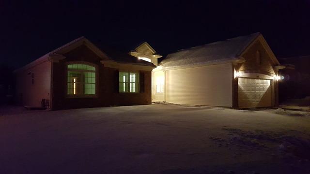 1051 Stephen Ct., Aurora, IL 60502