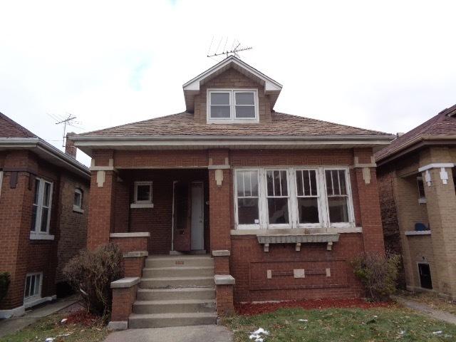 4026 W George St., Chicago, IL 60641