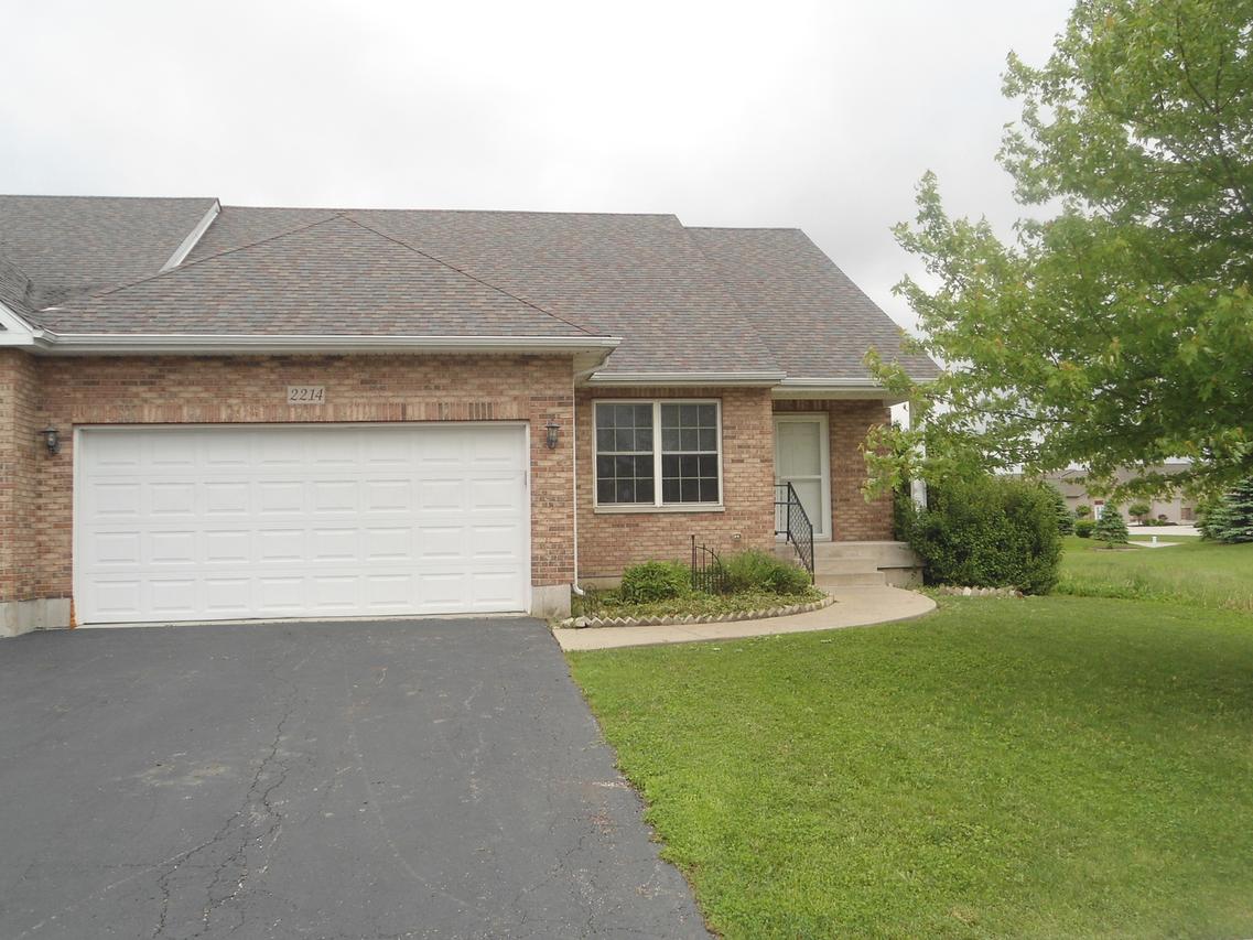 2214 Maggie Ln., Sycamore, IL 60178